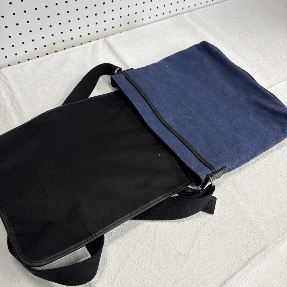 Levenger Messenger Bag Navy Blue‎ Canvas Leather Trim Adjustable Strap